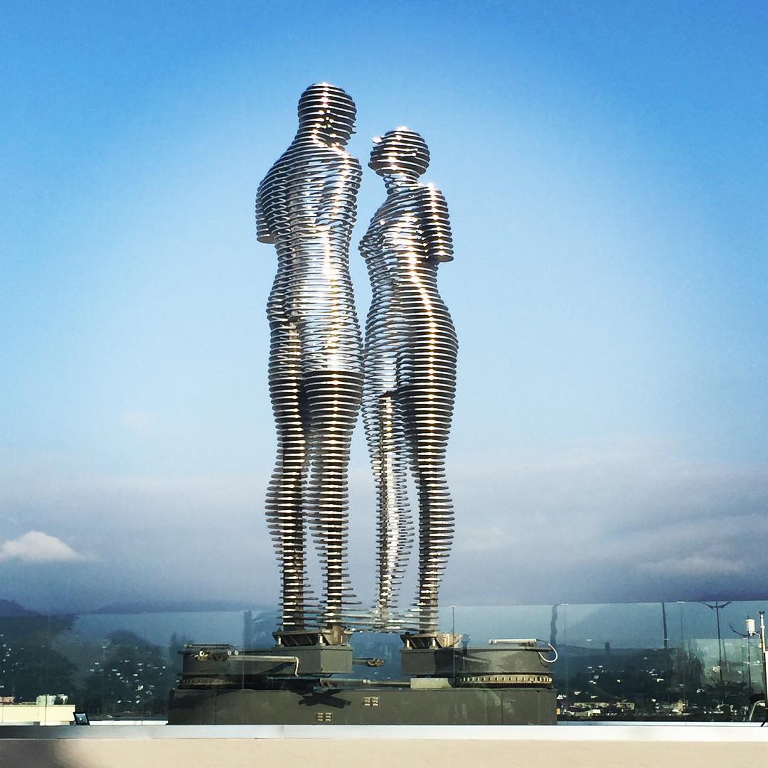 metal-statue-love-story-ali-nino-tamara-kvesitadze-georgia-1