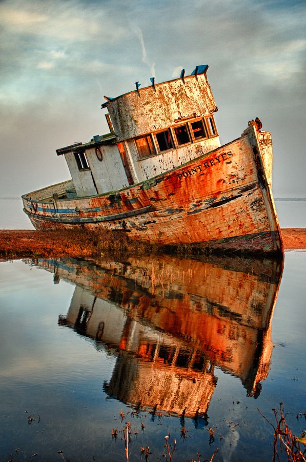 abandoned_ships_at_sea (3)