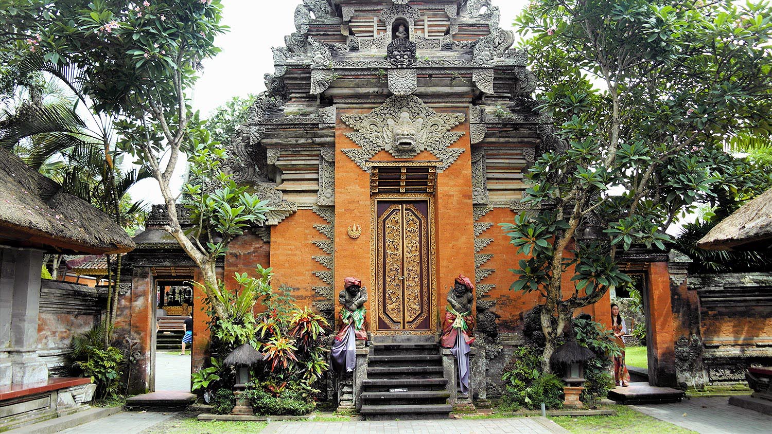 Bali_Cultural_center_of_Ubud_Island