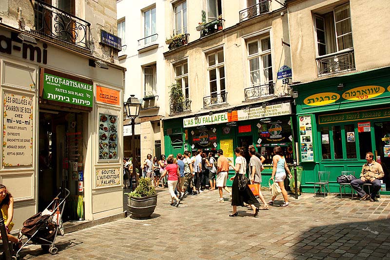 rue-des-rosiers-jewish-quarter-in-paris