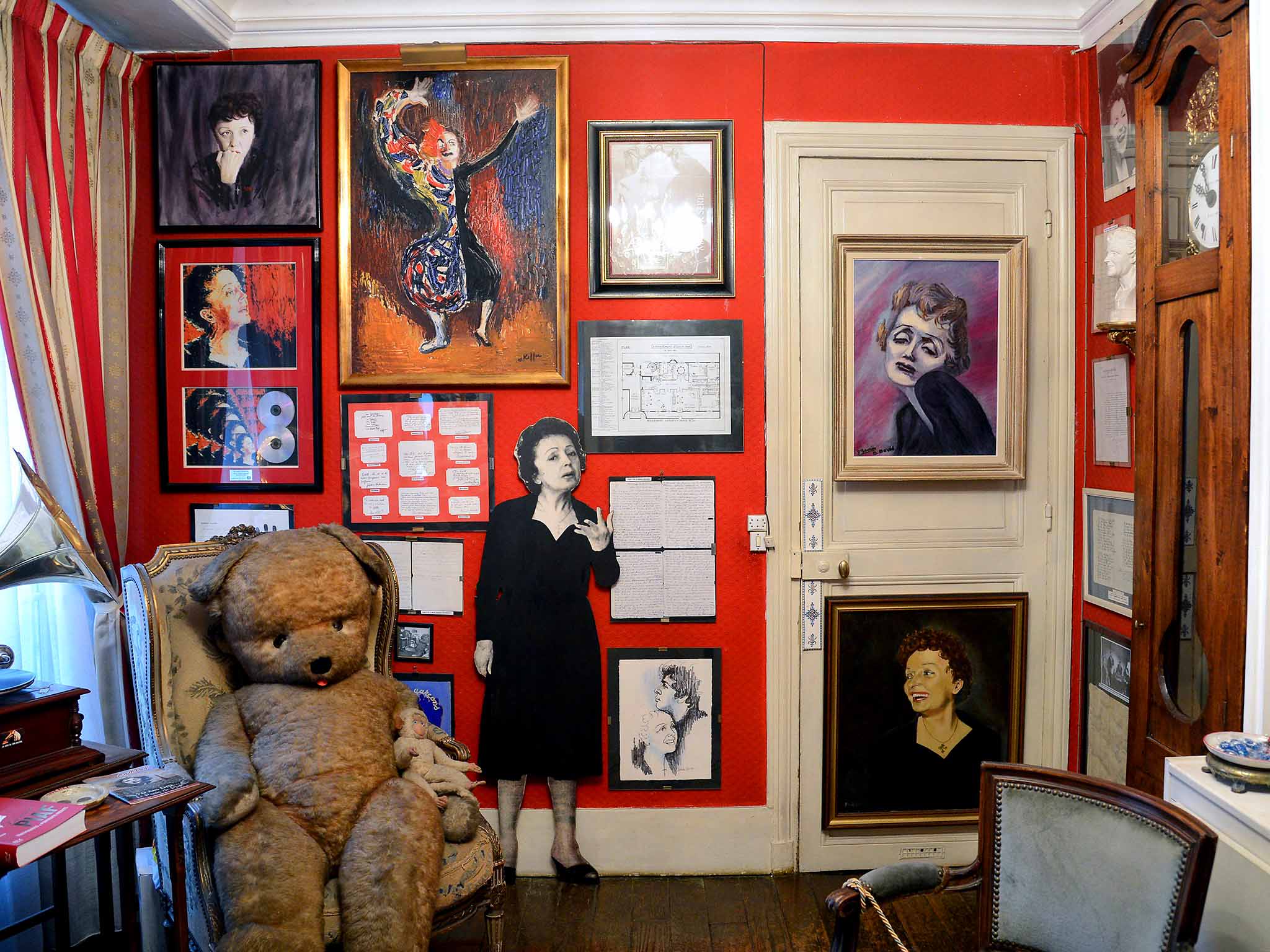 musee-edith-piaf-paris-france