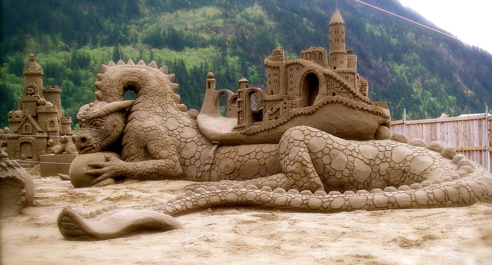 Sand Sculptures Dragon