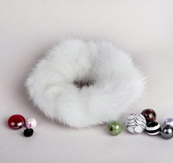 Natural Fur Scrunchie