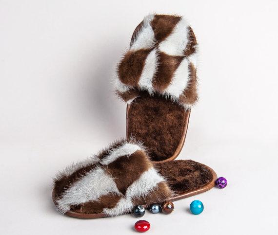 Natural Mink Slippers