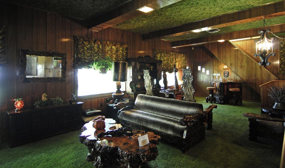 the Jungle room -Graceland