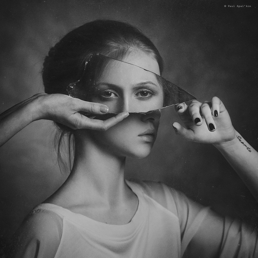 Sensual Portrait Photographs by Pavel Apal`kin
