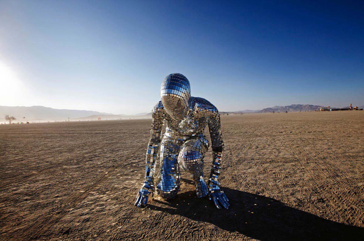 Unique Conceptual Art from Yana Clark