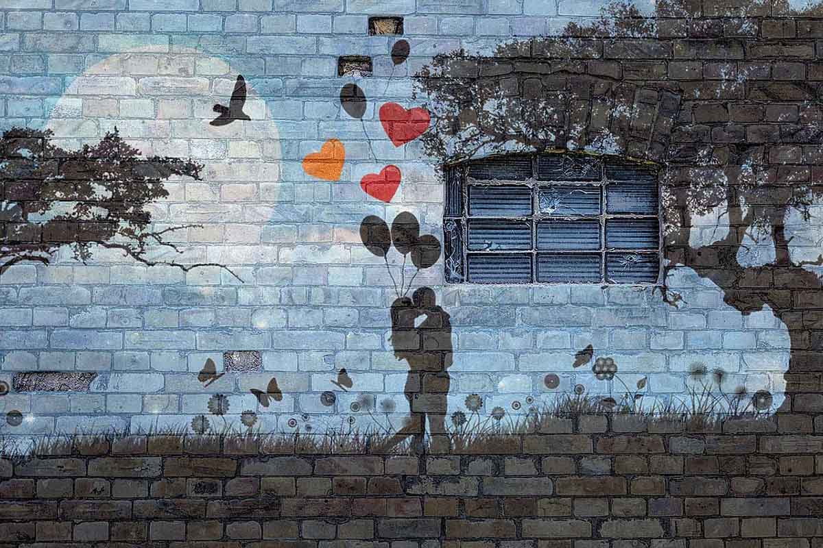 Long-term Relationships Online