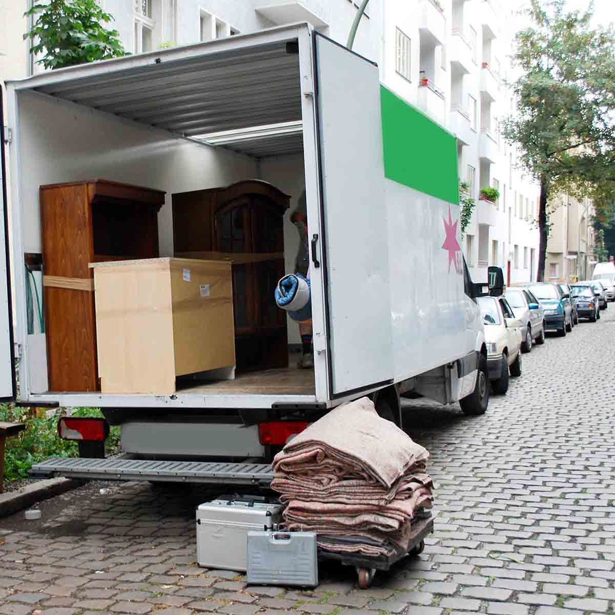 moving house van