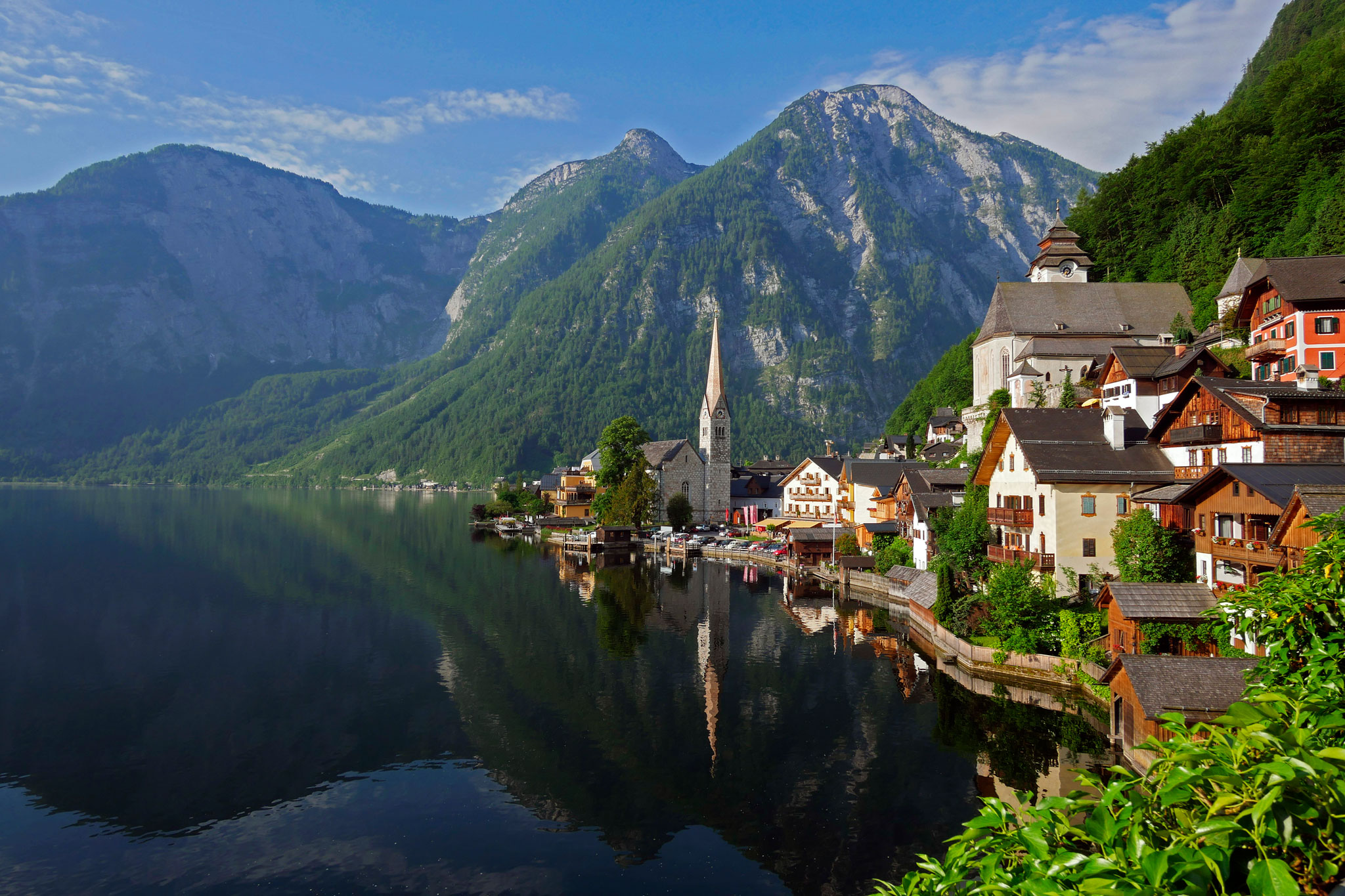 Town of Hallstatt on Lake Hallstatt, Salzkammergut, Upper Austria, Austria