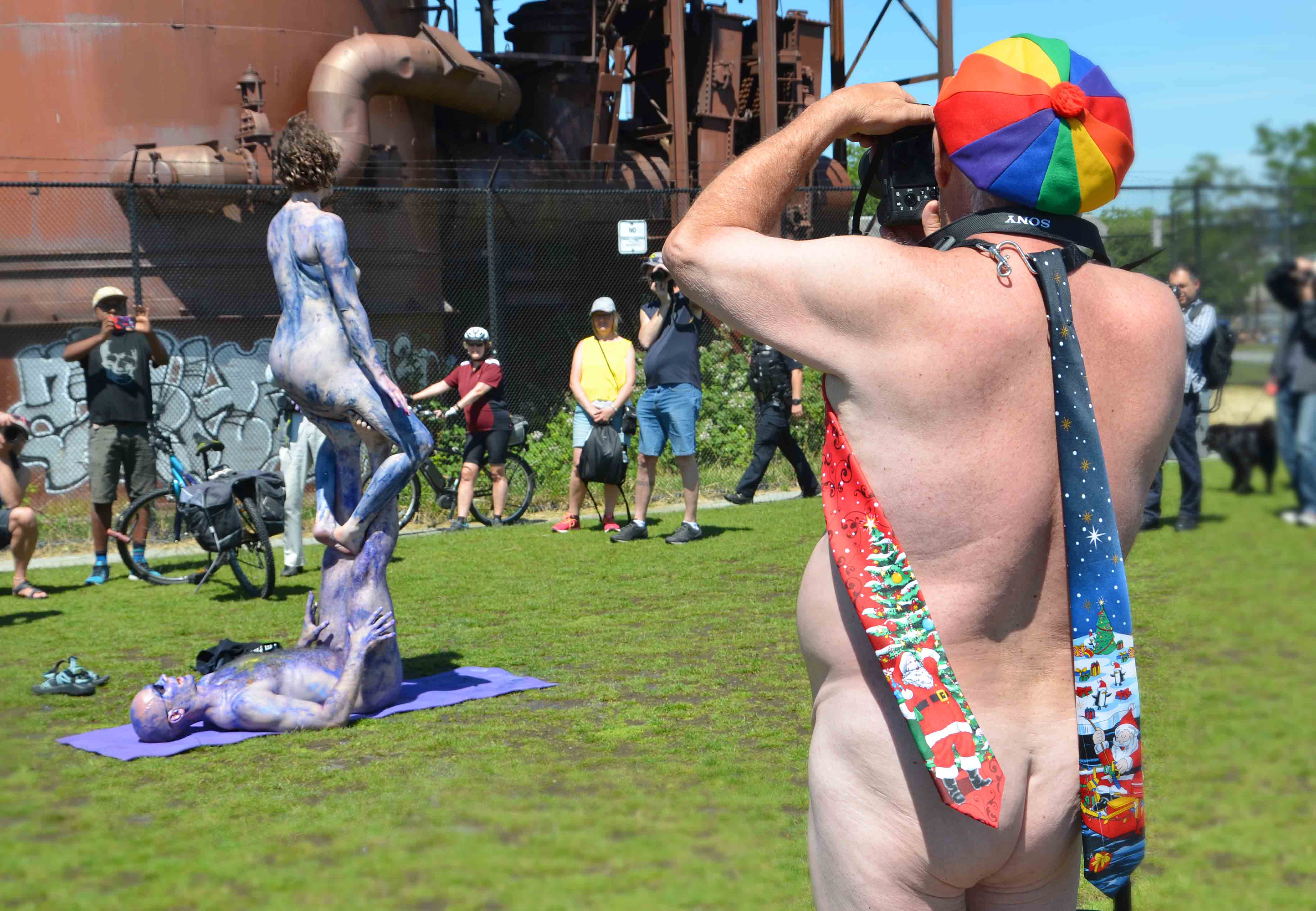 Fremont Solstice Parade art yoga