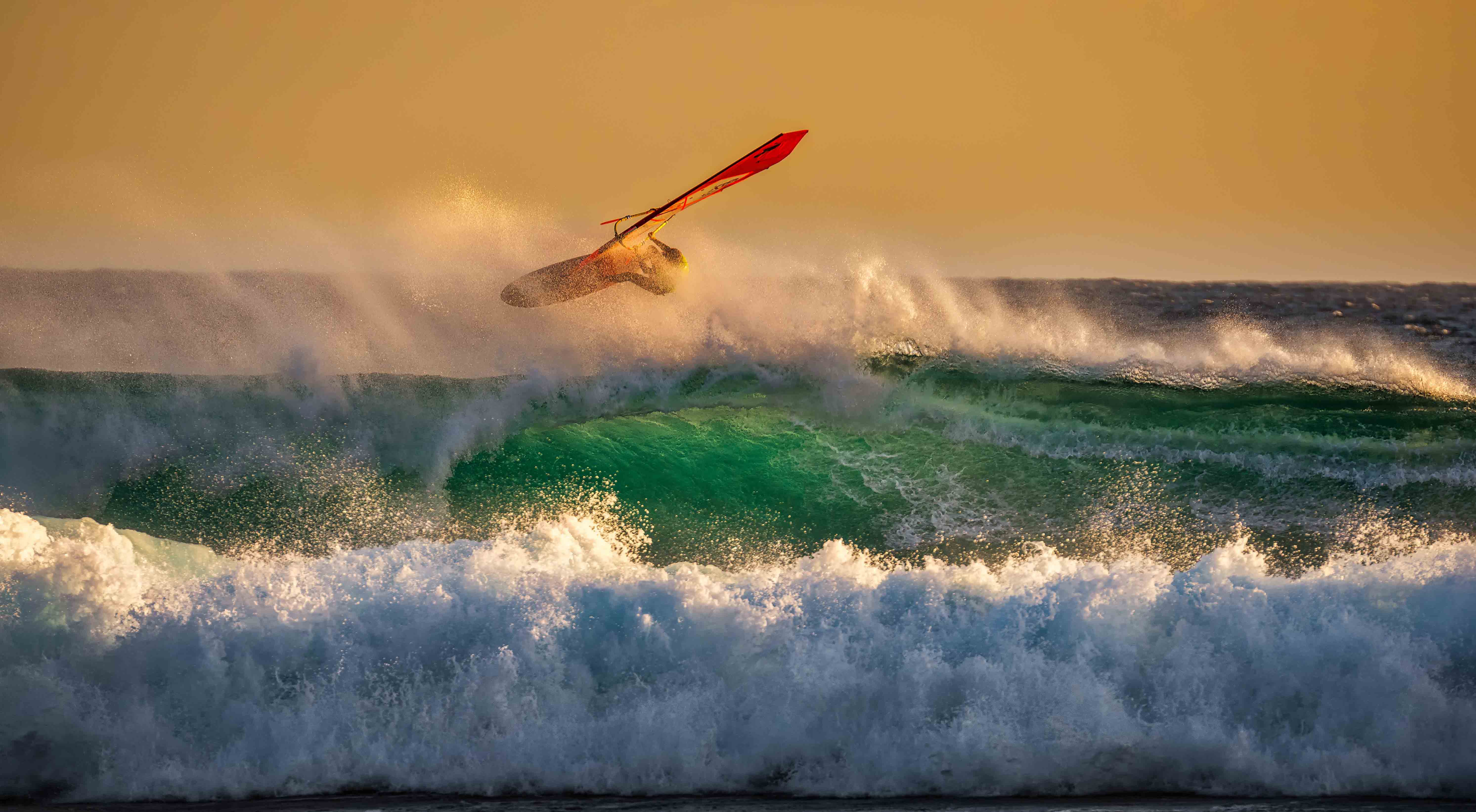 wetsuits_watersports