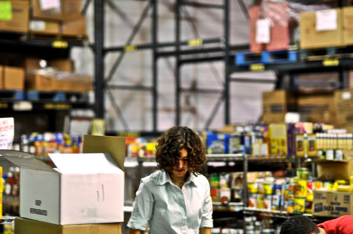4 Retail Industry Jobs That Will Suit Anyone