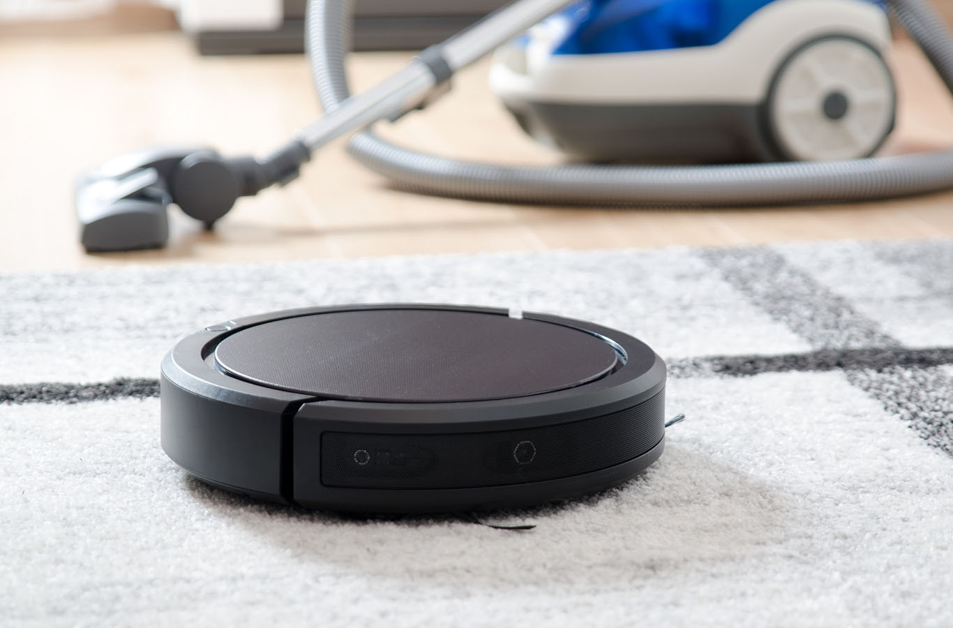 5 robot vacuums capable 