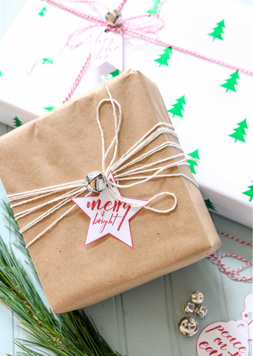 Jingle-Bell-Gift-Wrapping
