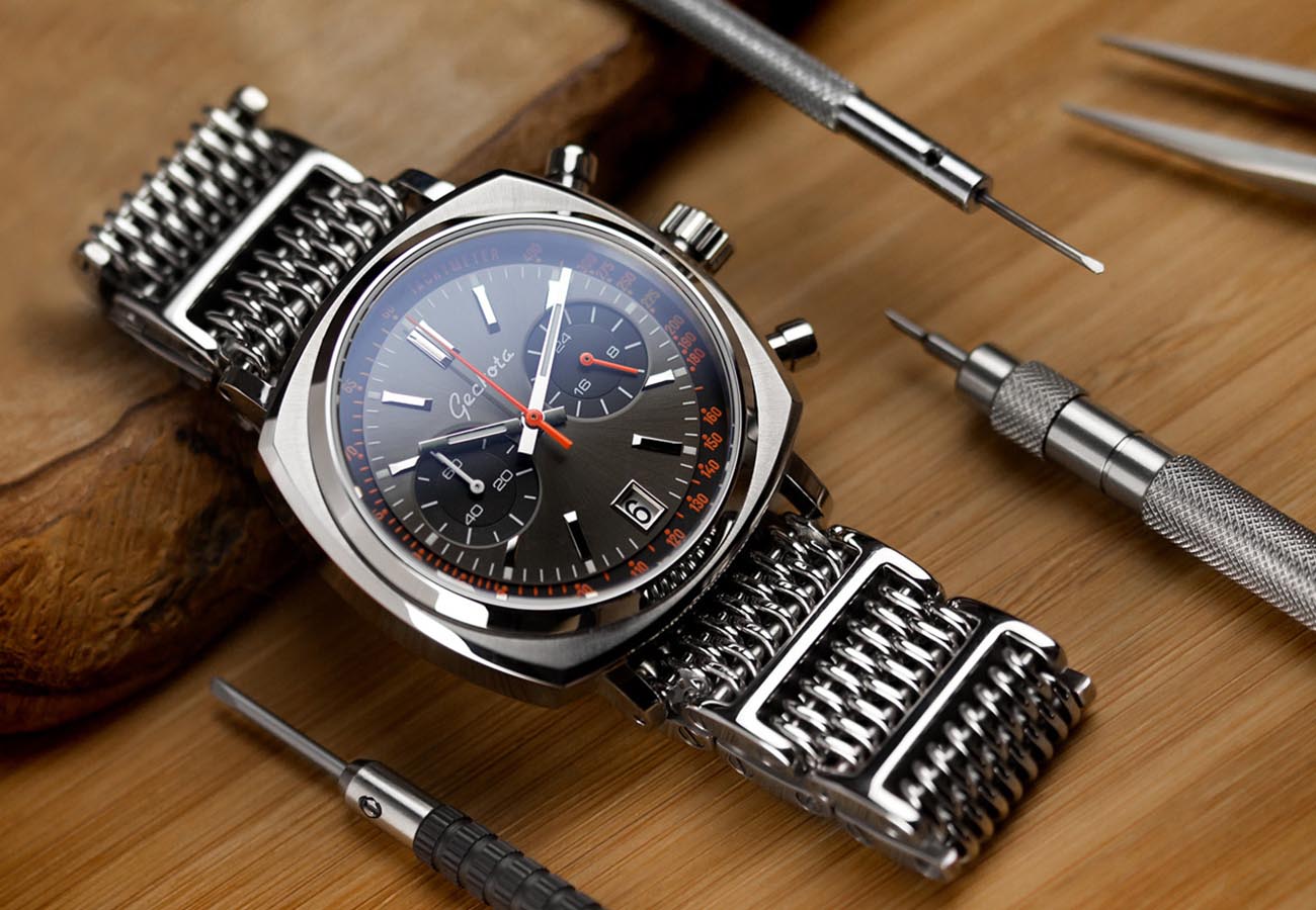 Milanese strap