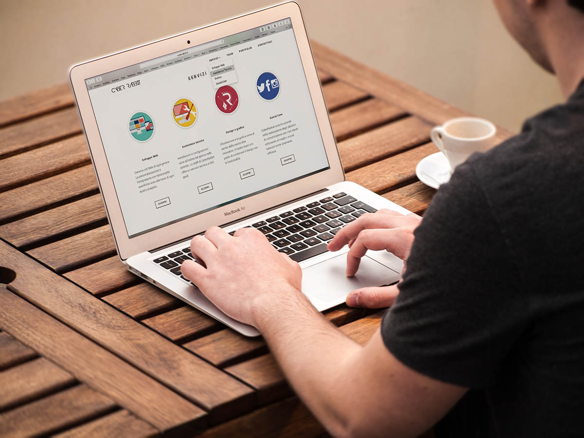 4 Essential Social Media Platforms for Business (And How to Use Them)