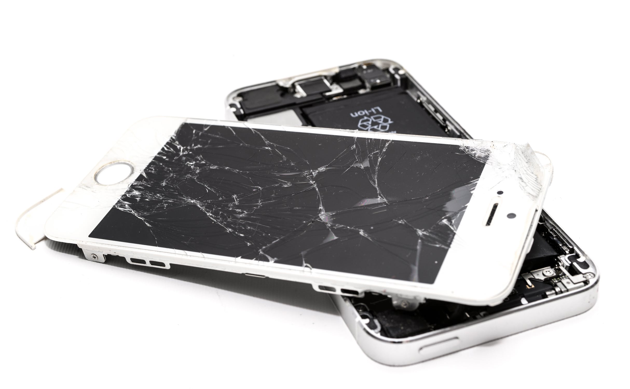 To Do Immediately if Your Phone Has a Cracked Screen