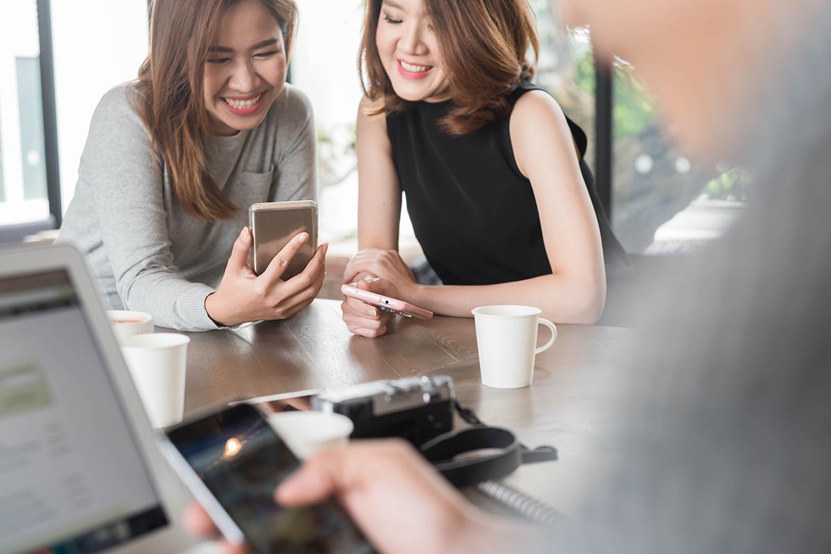 How Social Media Can Help Build Rapport With Customers