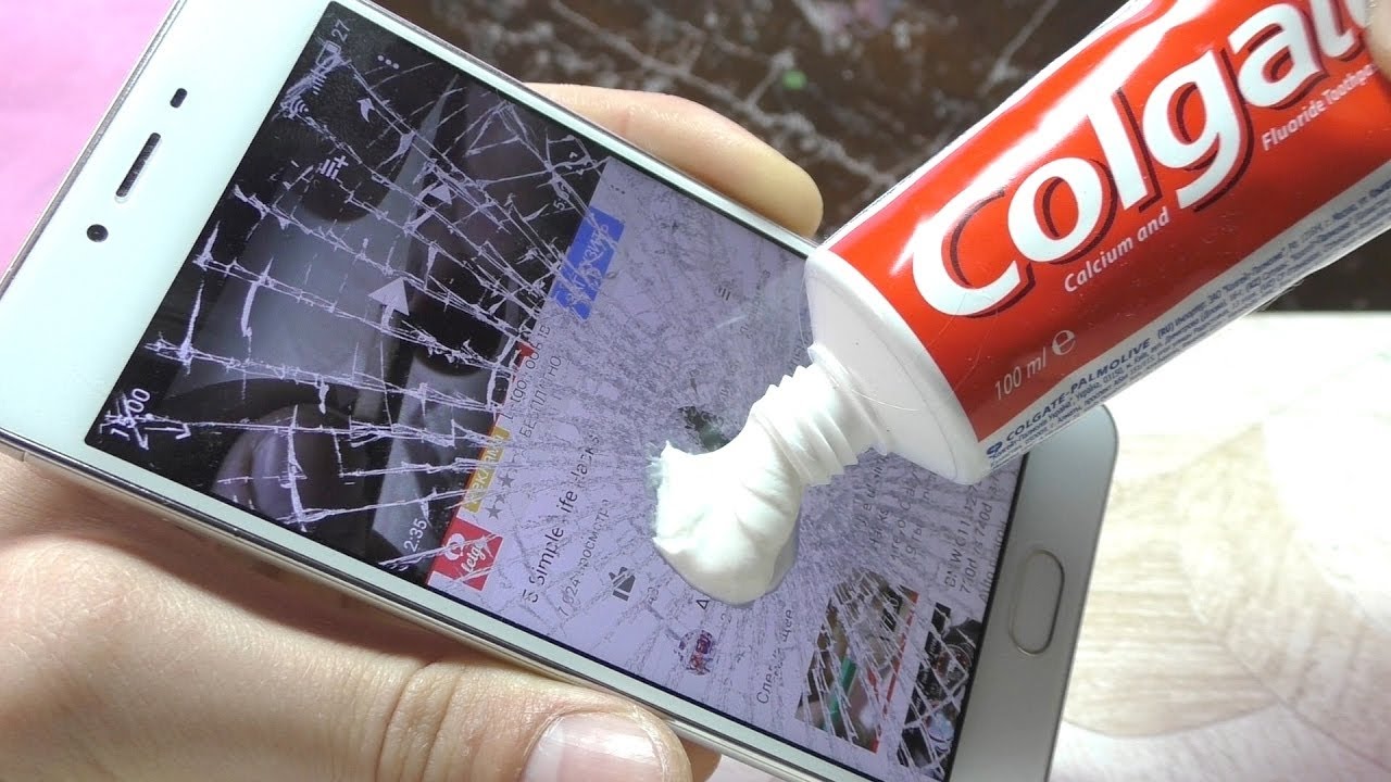 How to Fix a Cracked Phone Screen Without Replacing It How to Fix a Cracked Phone Screen Without Replacing It
