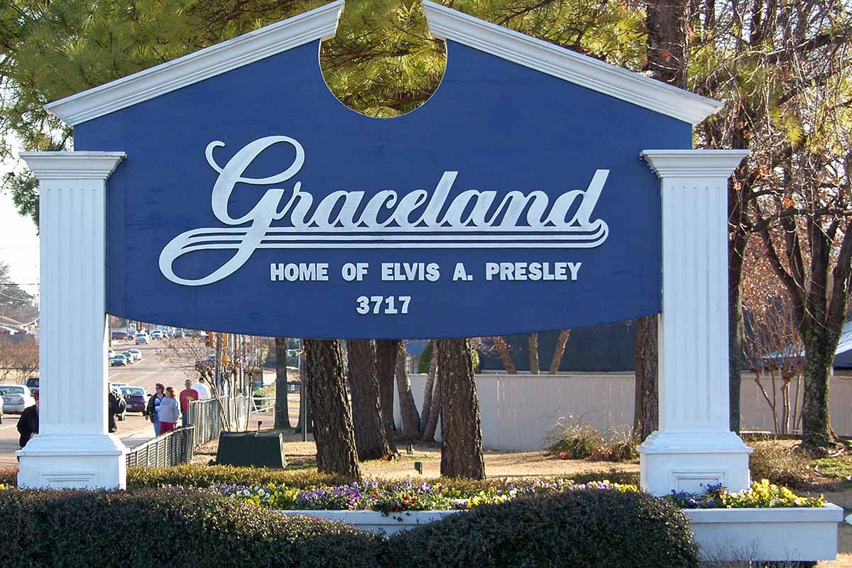 visit Graceland in Memphis