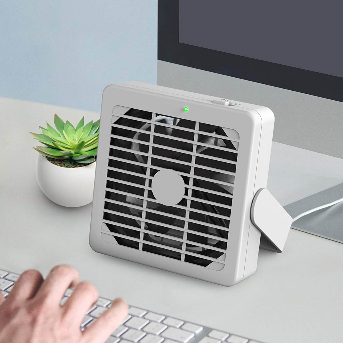 Fred & Friends USB fan