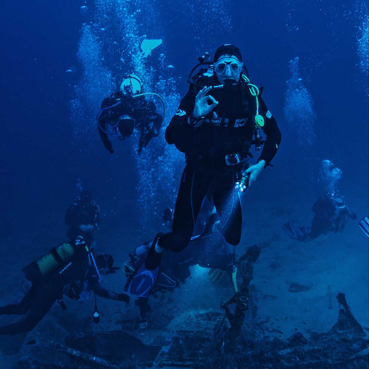 Diving Koh Phi Phi