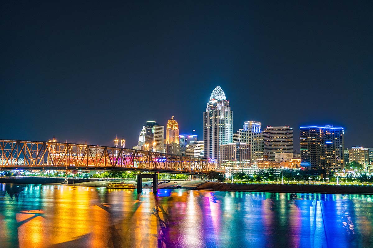 Cincinnati riverfront apartments 