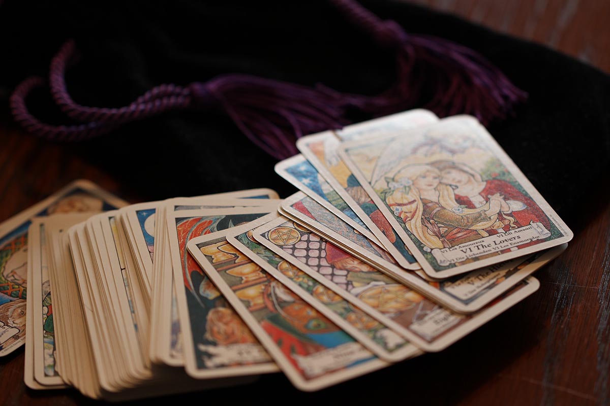 How Do Tarot Cards Work? A Guide on the Important Things to Know