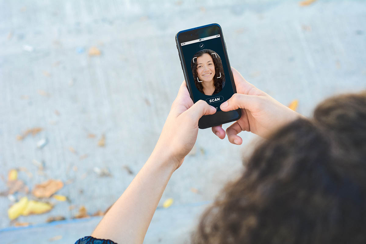 Unlock Screen by Face Recognition