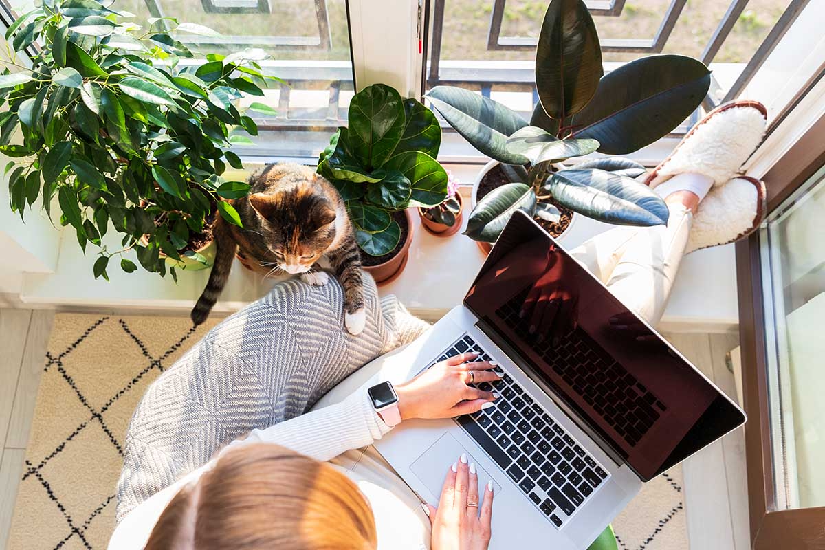 how to avoid burnout while working remotely