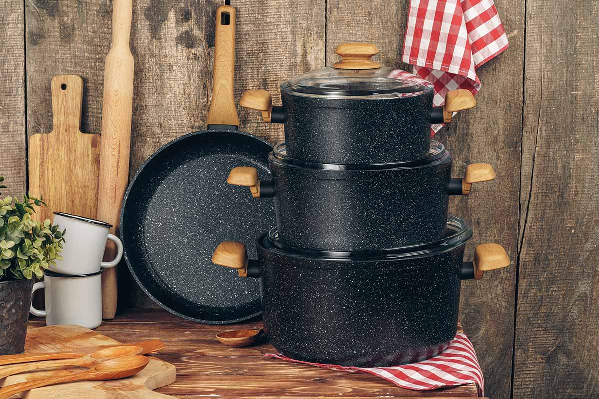 How to Clean Ceramic Cookware the Right Way