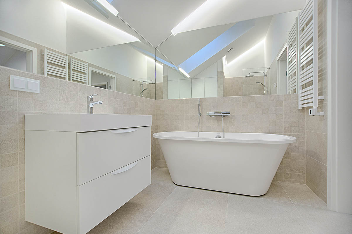 Tiling Tips to Incorporate in a Tiny Bathroom