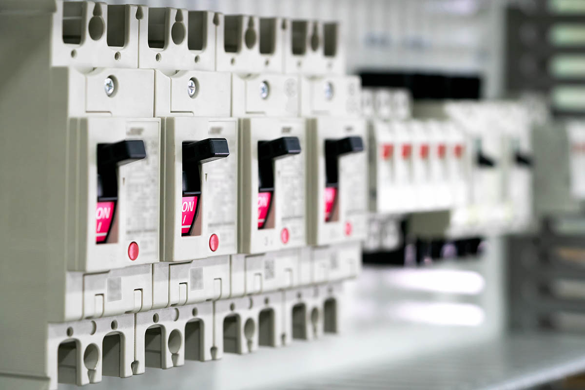 Low Voltage Supply