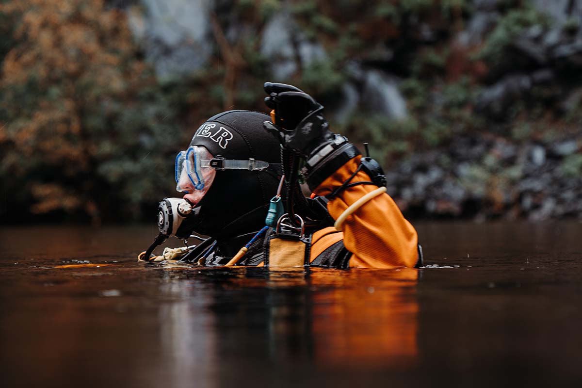 What to Wear when Scuba Diving