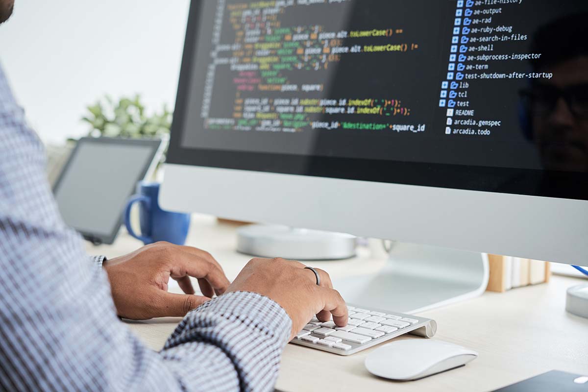 Benefits of Becoming a Software Developer