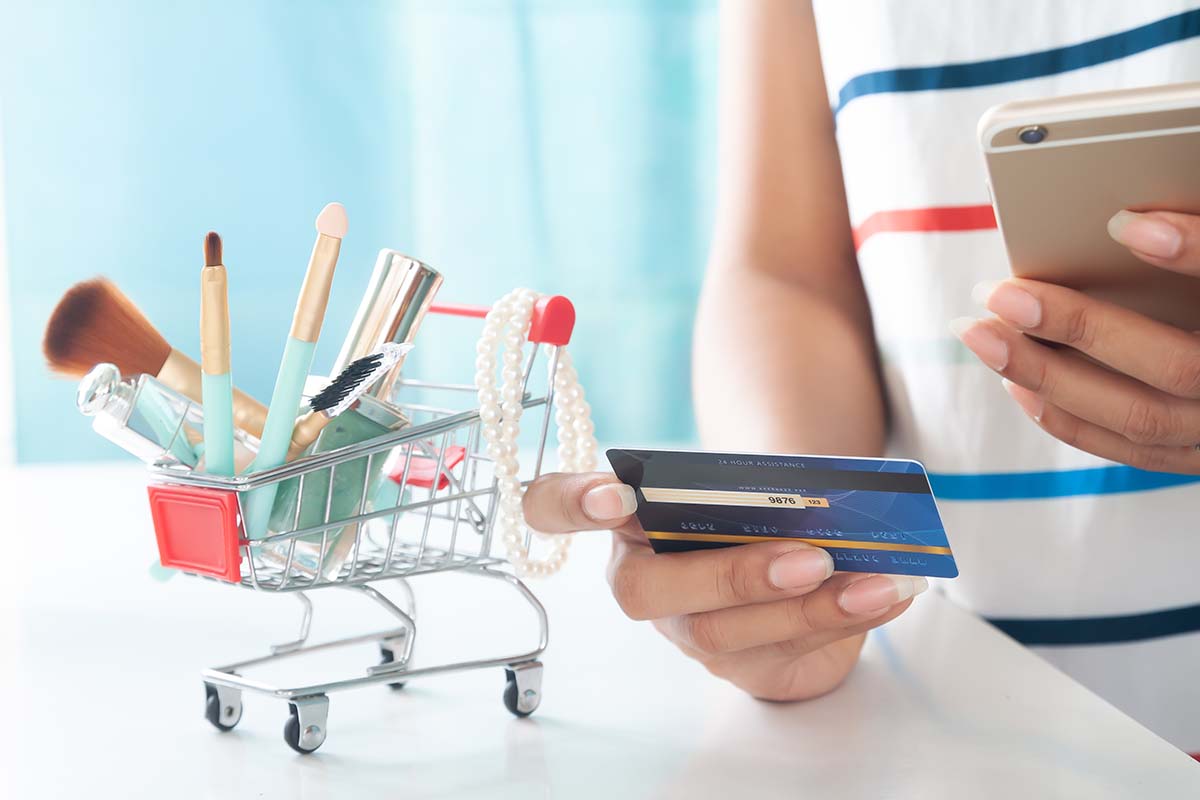 How Cosmetics E-commerce Survived