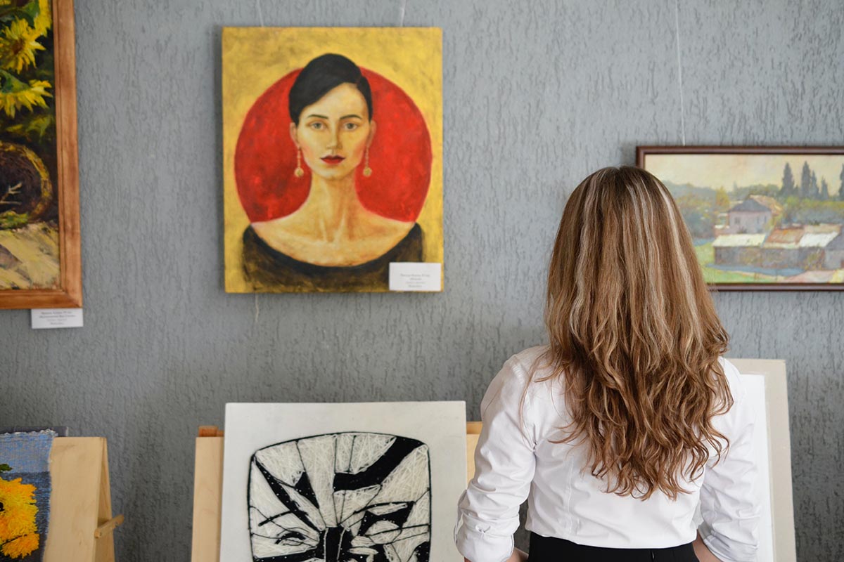 Art Market Industry