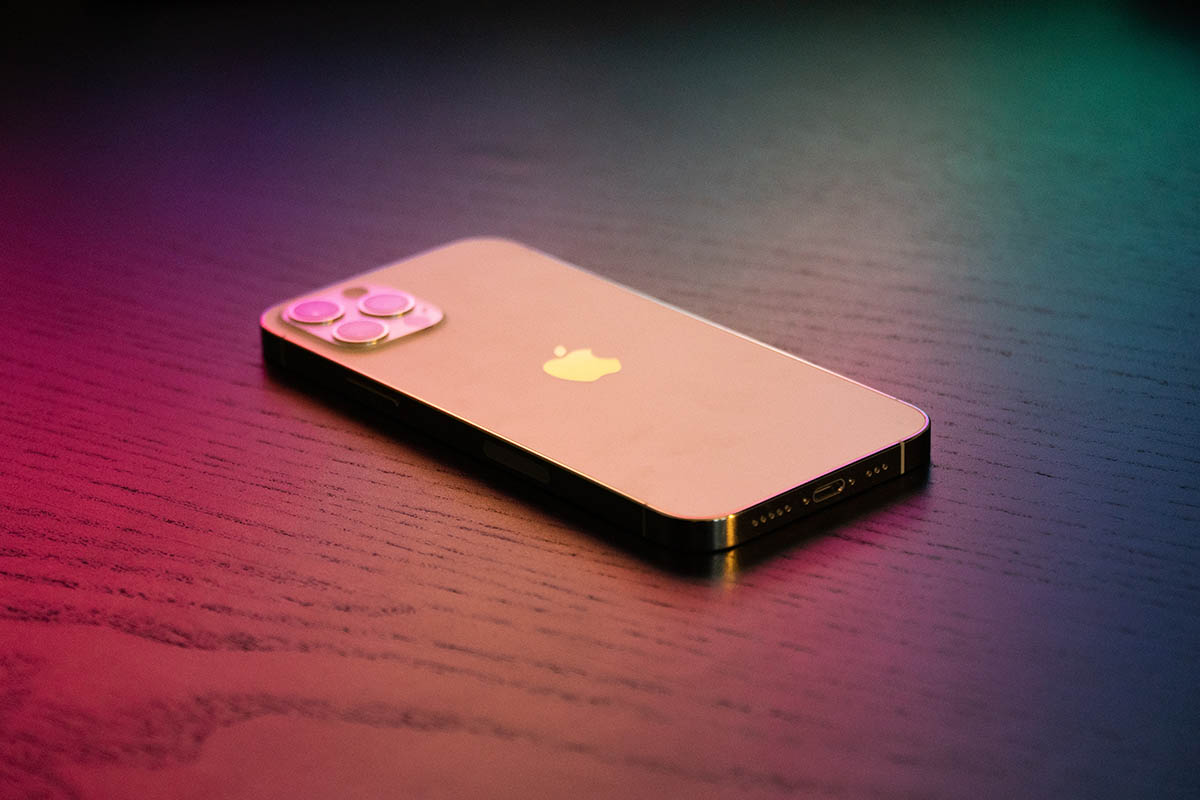 Foldable iPhone