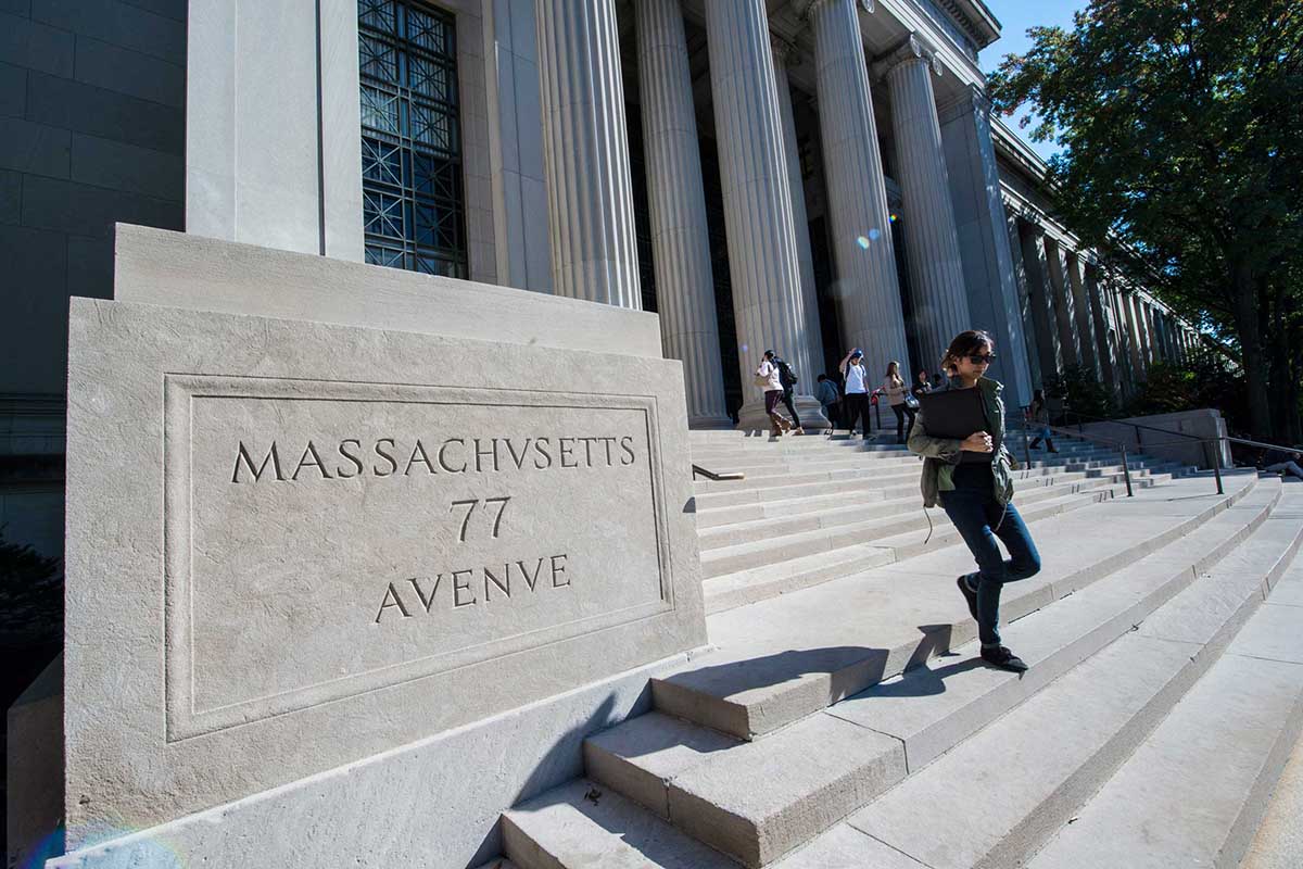 Massachusetts Institute of Technology