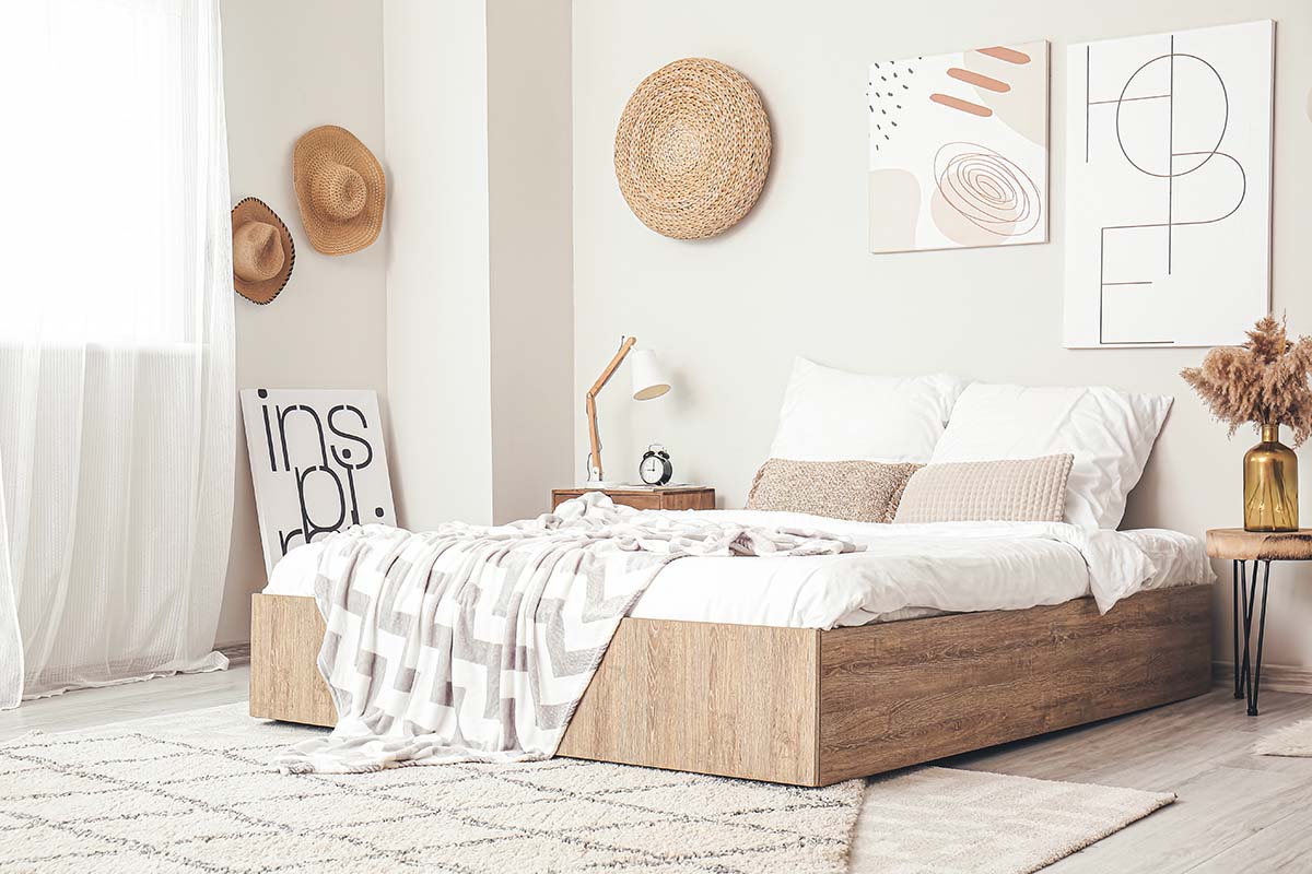 decorate a small bedroom