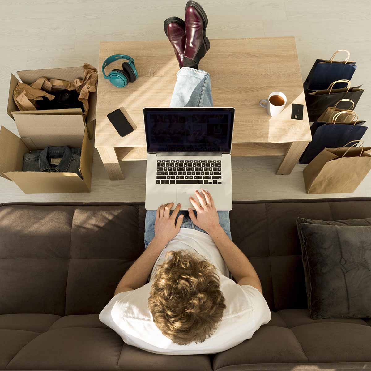 is selling online hard to do
