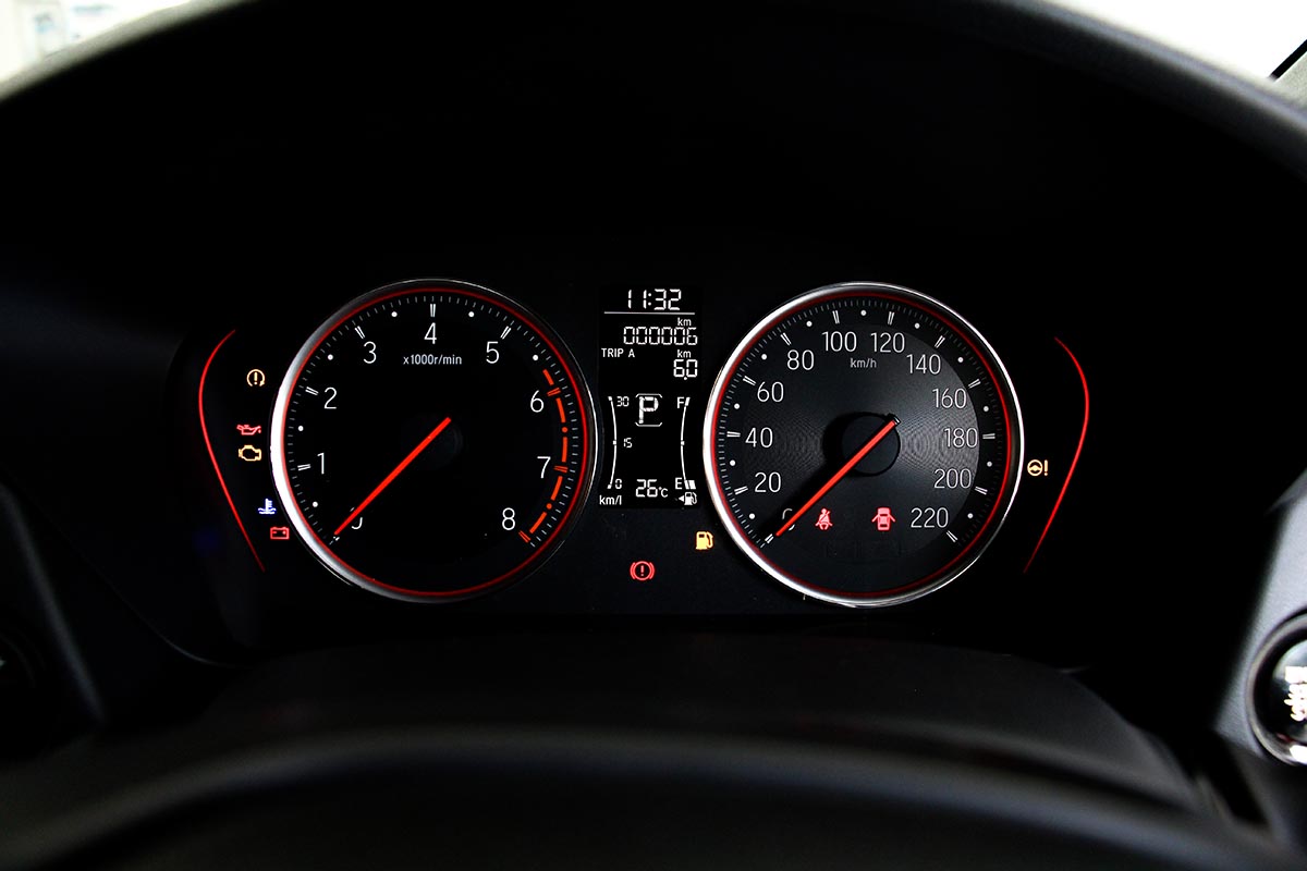 Ways to adjust the speedometer readings