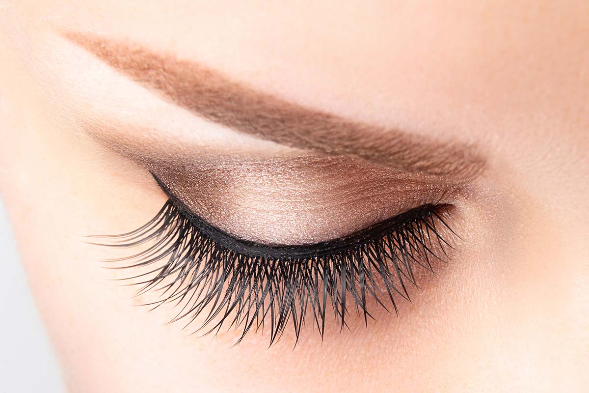 choose the best eyelash extension glue