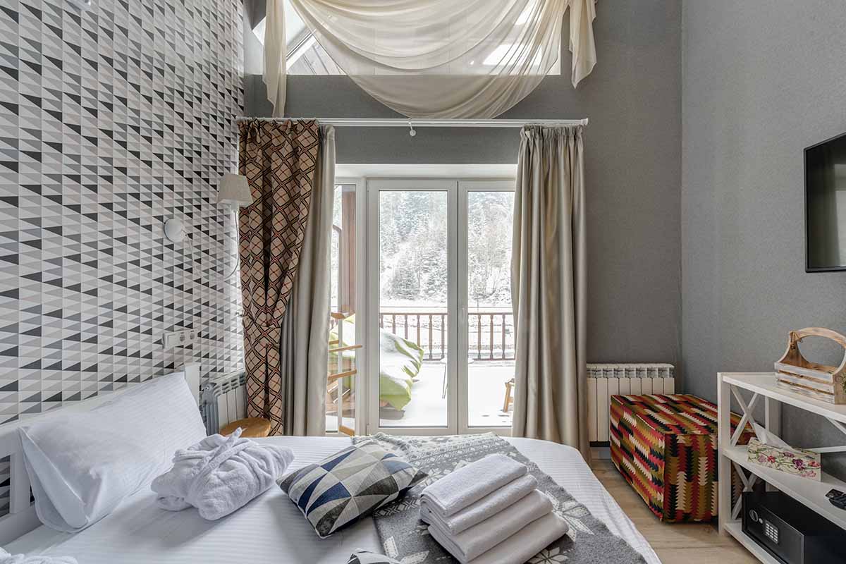 Best Performing Curtains
