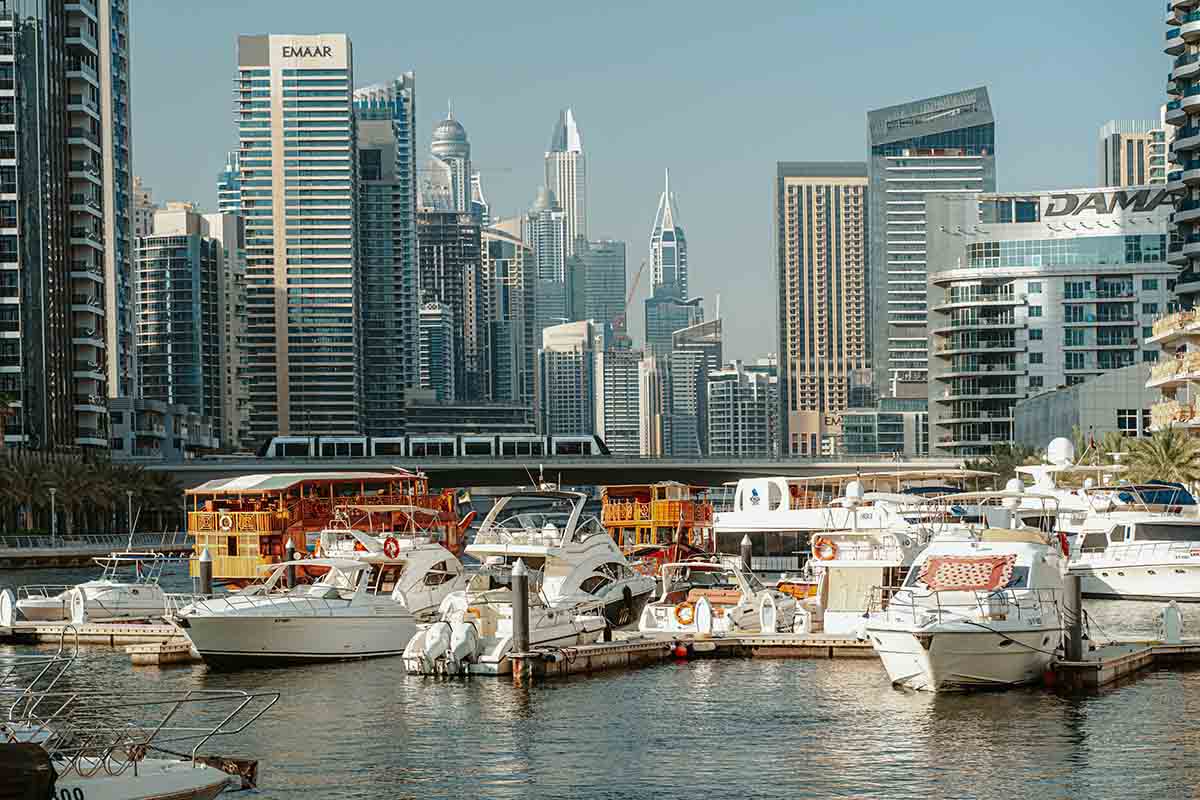 Cost to travel to Dubai