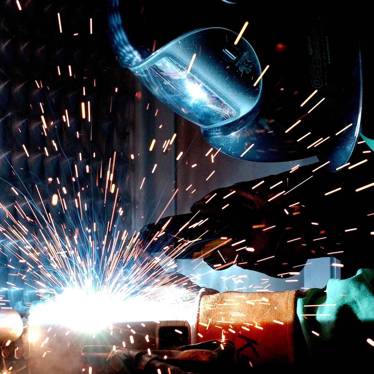 Finding the Right Manufacturer