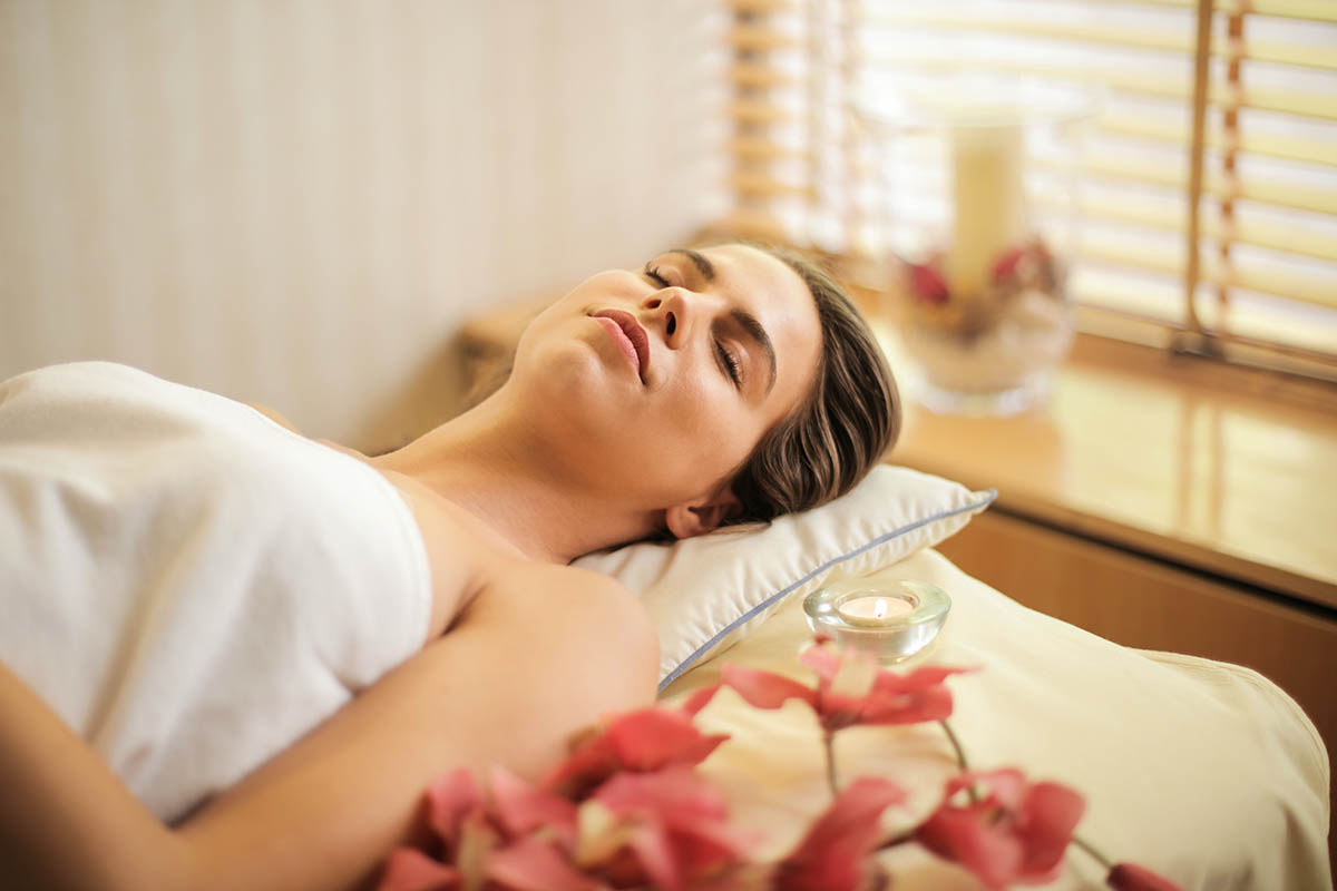 How to maintain glowing skin