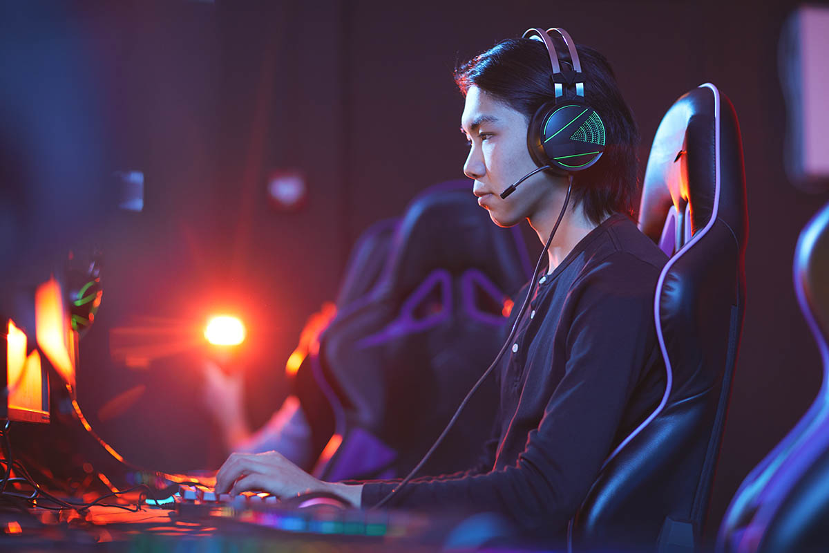 the Right Gaming Headset