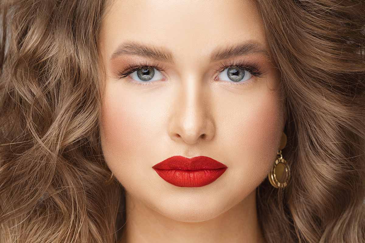 Hooded Eyes Makeup Dos and Don'ts